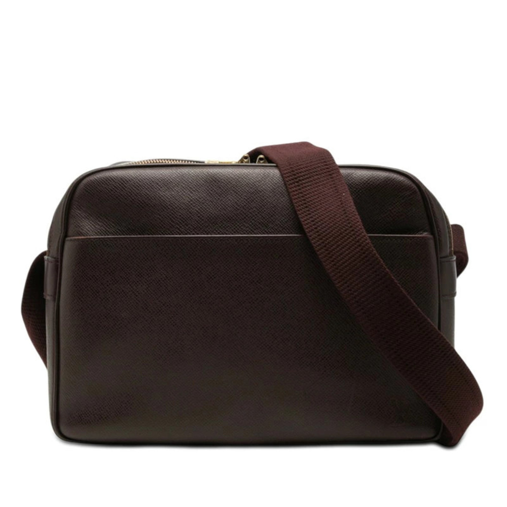 Louis Vuitton Taiga Reporter Crossbody Bag Acajou Wine Red Leather